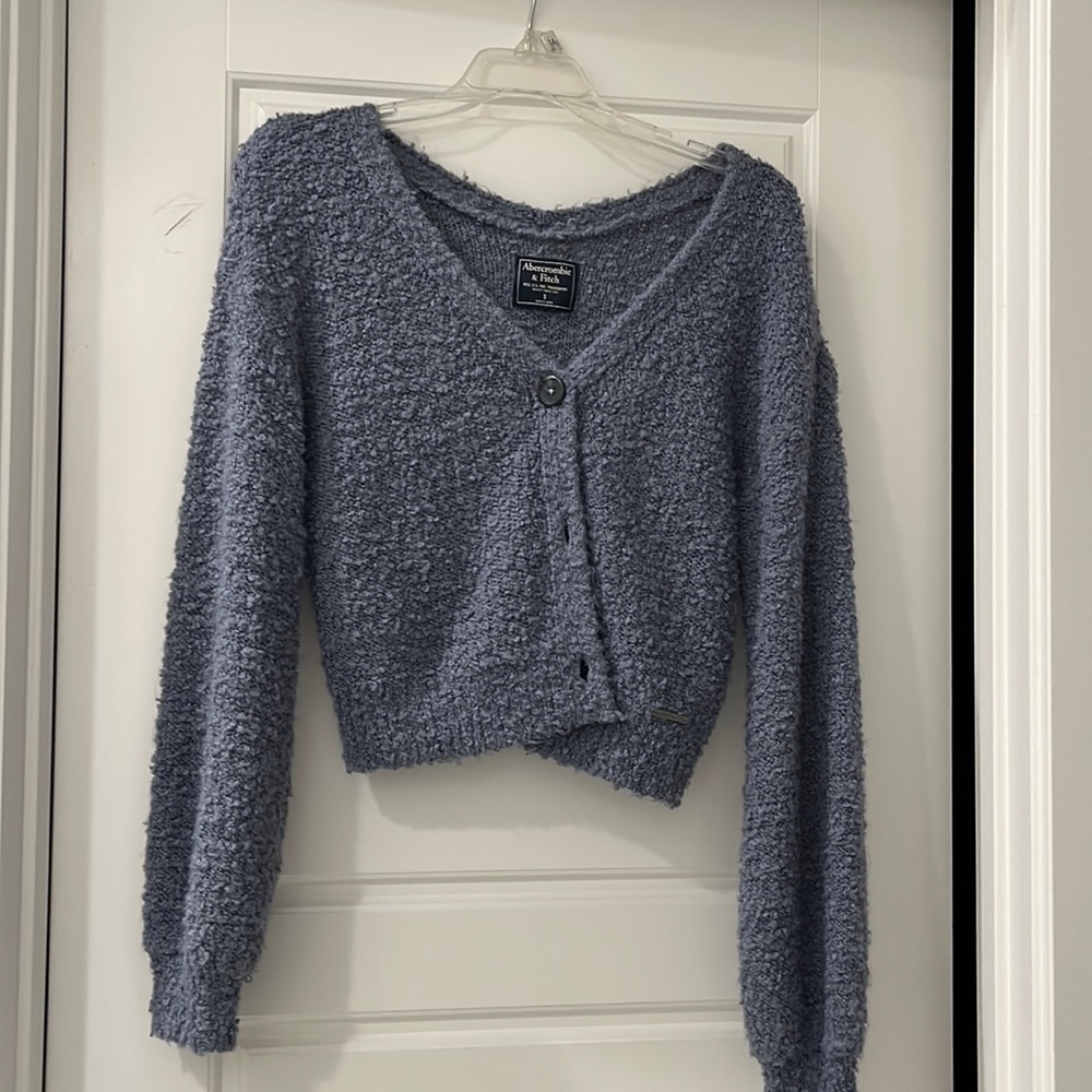 Abercrombie crop cardigan